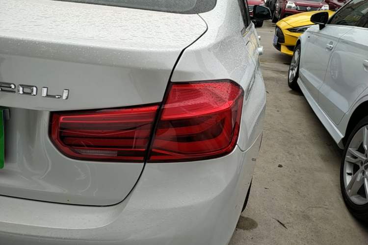 Used BMW 3 Series 2018 320Li Fashion Model Right Rear Taillight