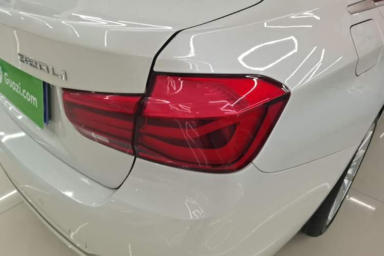 Used BMW 3 Series 2018 320Li Fashion Model Right Rear Taillight