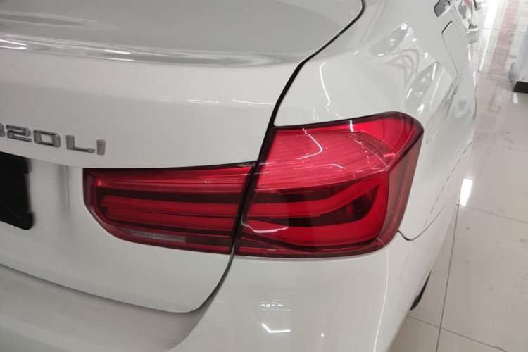 Used BMW 3 Series 2018 320Li Leading Model M Sport Package Right Rear Taillight