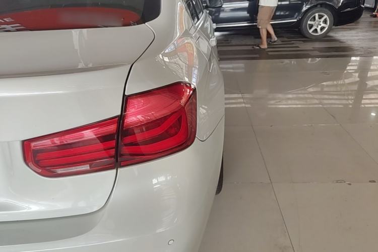Used BMW 3 Series 2018 320Li Fashion Model Right Rear Taillight