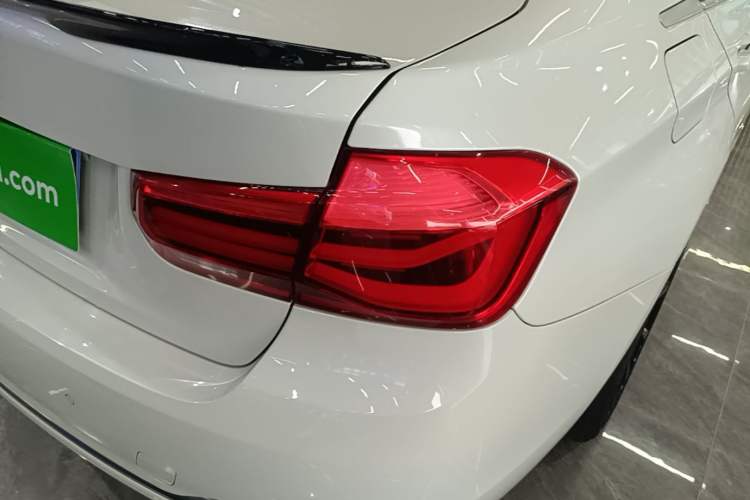 Used BMW 3 Series 2018 320Li Fashion Model Right Rear Taillight