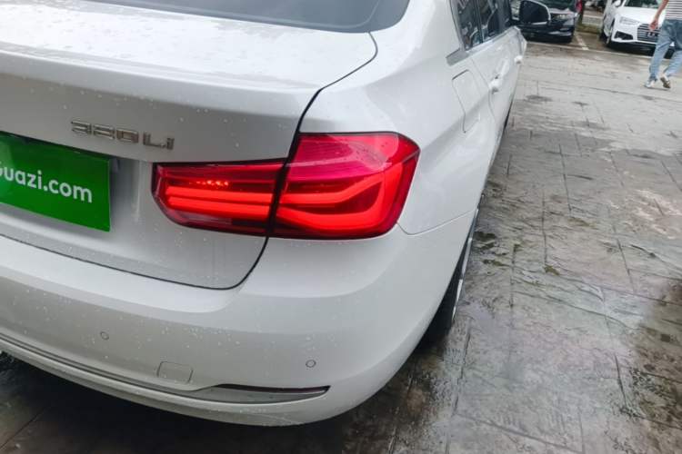 Used BMW 3 Series 2018 320Li Fashion Model Right Rear Taillight