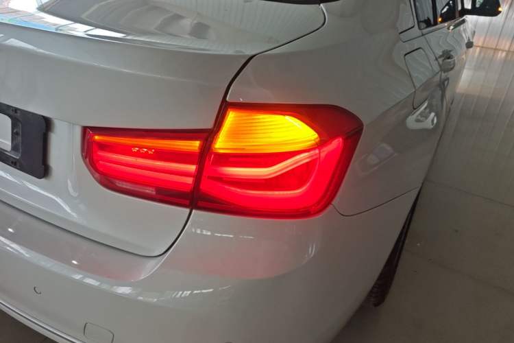 Used BMW 3 Series 2018 318Li Right Rear Taillight