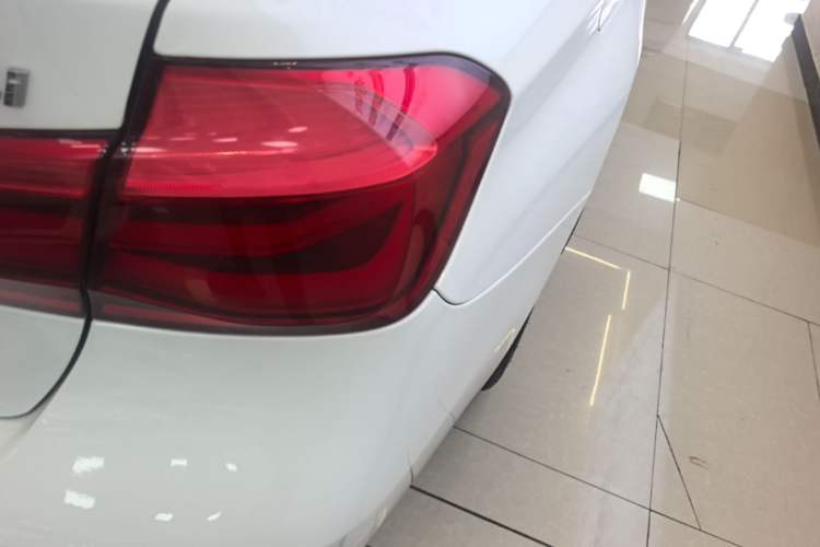 Used BMW 3 Series 2018 320Li Leading Model M Sport Package Right Rear Taillight
