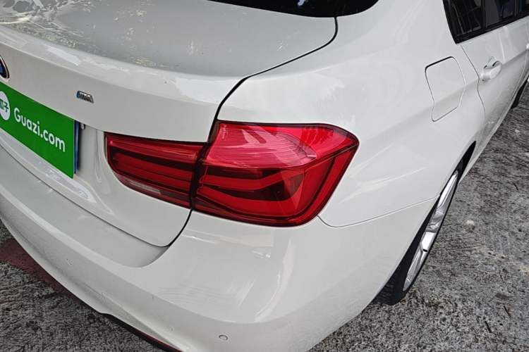 Used BMW 3 Series 2018 320i M Sport Package Right Rear Taillight