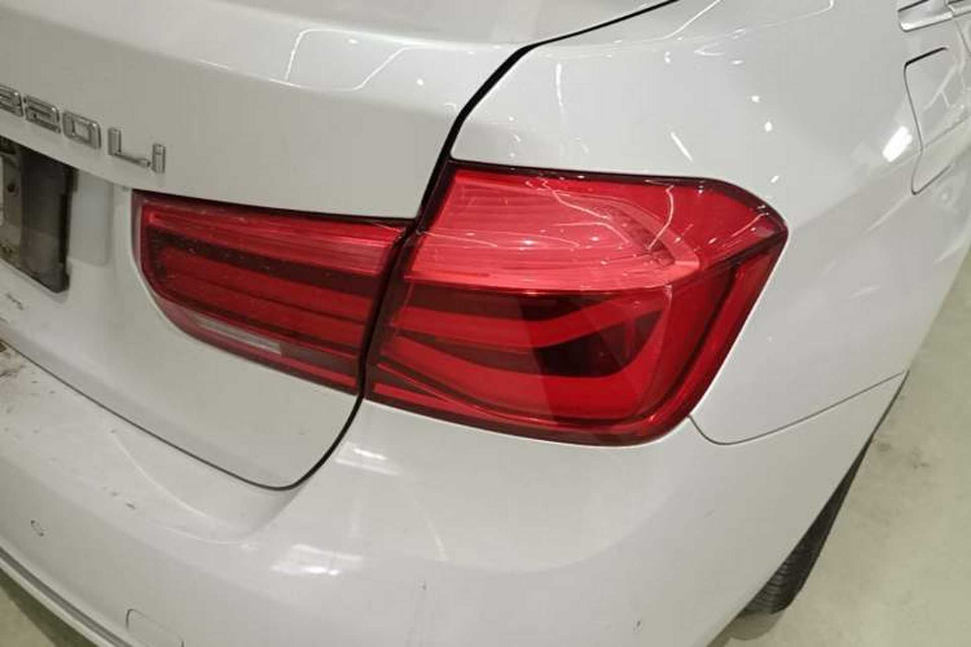 Used BMW 3 Series 2018 320Li Fashion Model Right Rear Taillight