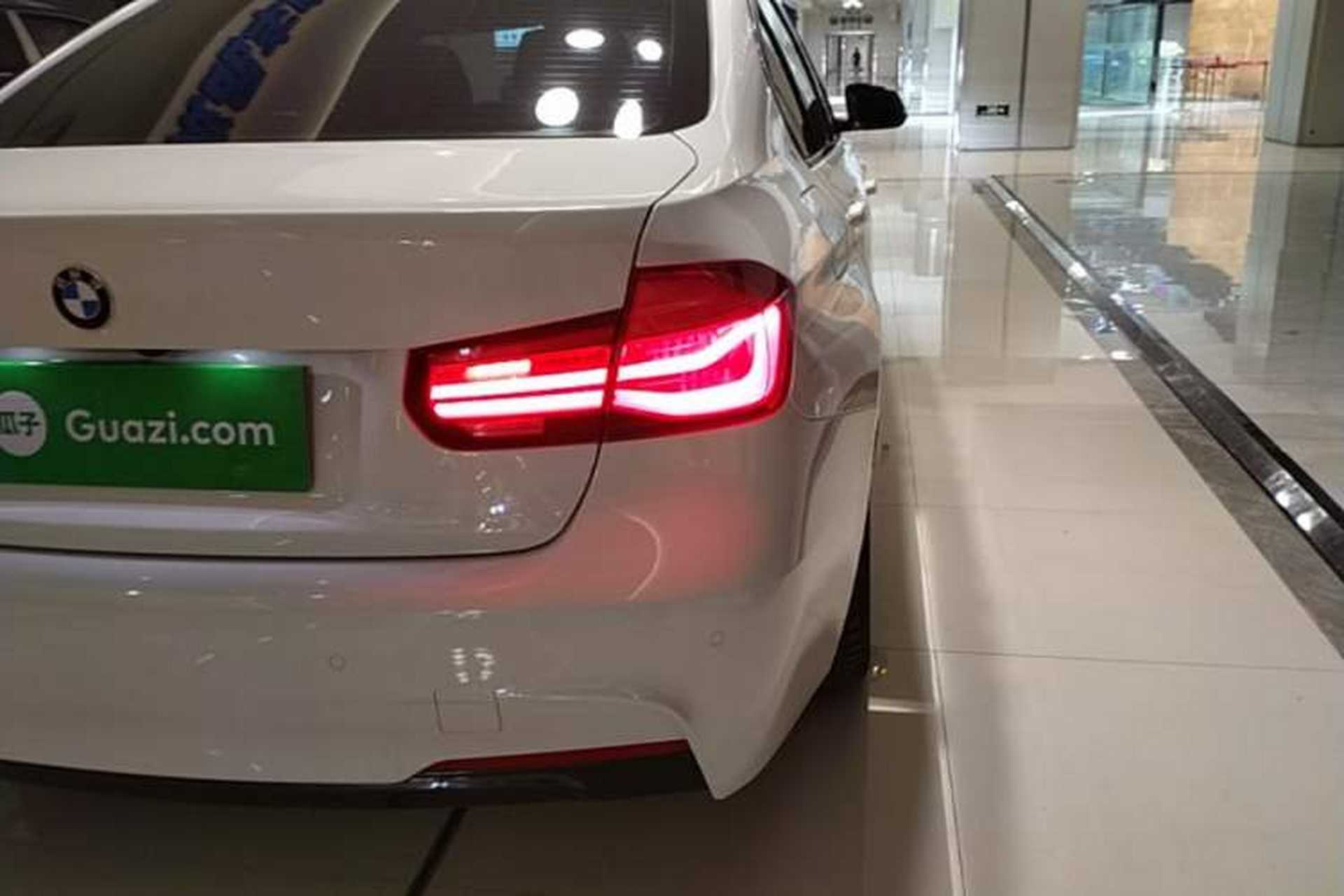 Used BMW 3 Series 2018 320i M Sport Night Edition Right Rear Taillight
