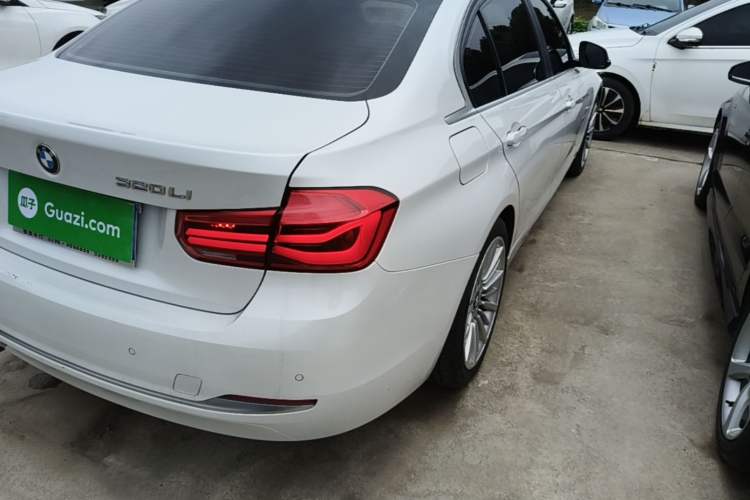 Used BMW 3 Series 2018 320Li Fashion Model Right Rear Taillight