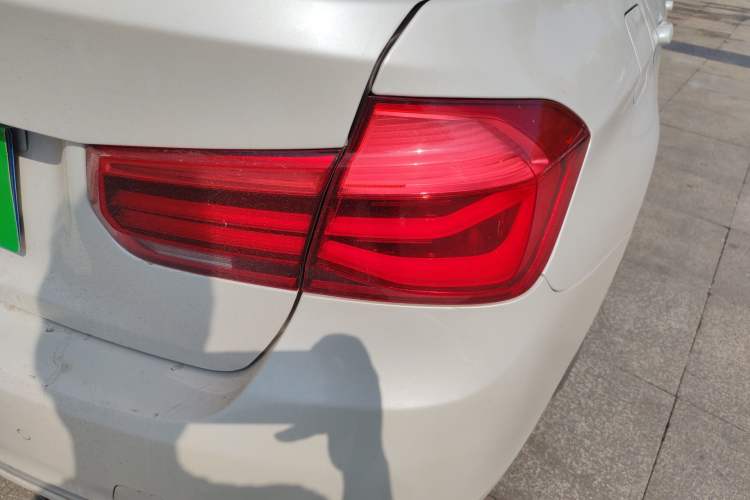 Used BMW 3 Series 2018 320Li Fashion Model Right Rear Taillight