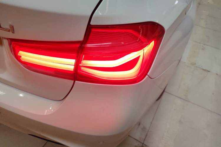 Used BMW 3 Series 2018 320Li Leading Model M Sport Package Right Rear Taillight