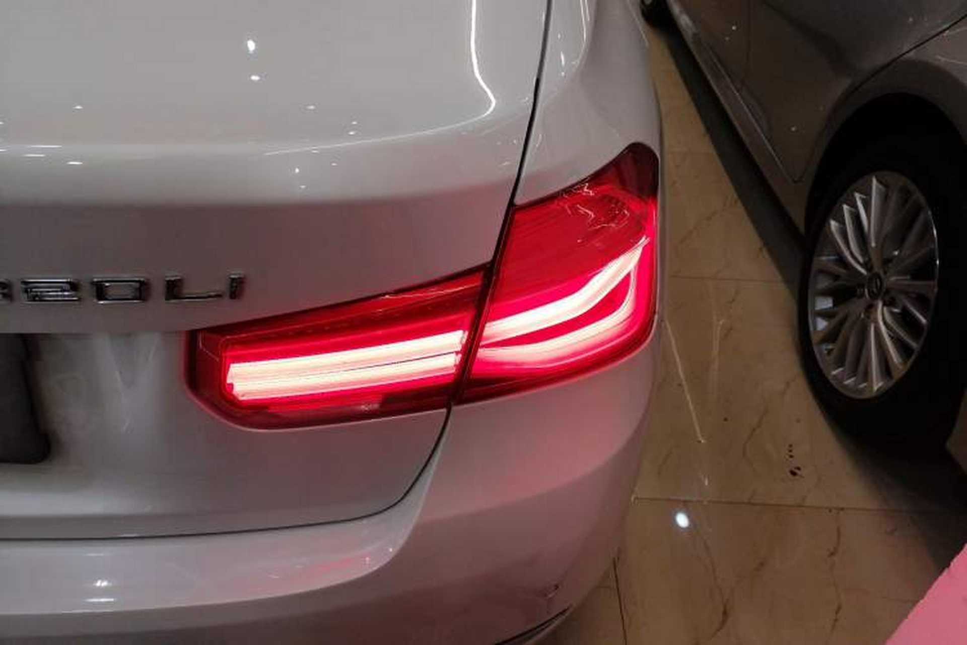 Used BMW 3 Series 2018 320Li xDrive Fashion Model Right Rear Taillight