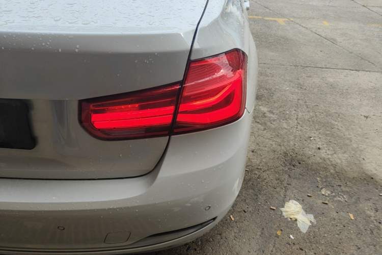 Used BMW 3 Series 2018 320Li Fashion Model Right Rear Taillight