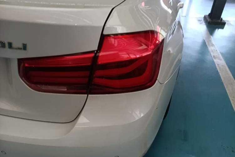 Used BMW 3 Series 2018 320Li Fashion Model Right Rear Taillight