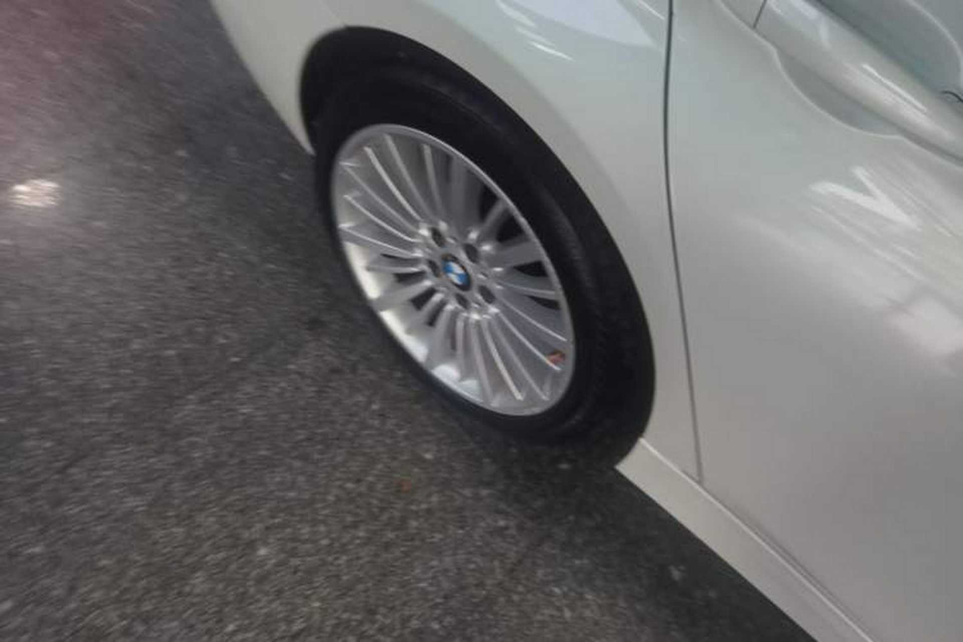 Used BMW 3 Series 2018 320Li Fashion Model Right Rear Wheel Hub