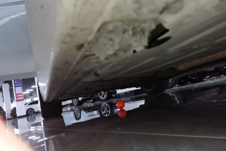 Used BMW 3 Series 2018 320Li Fashion Model Right Side Sill