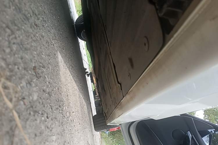Used BMW 3 Series 2018 320Li Fashion Model Right Side Sill