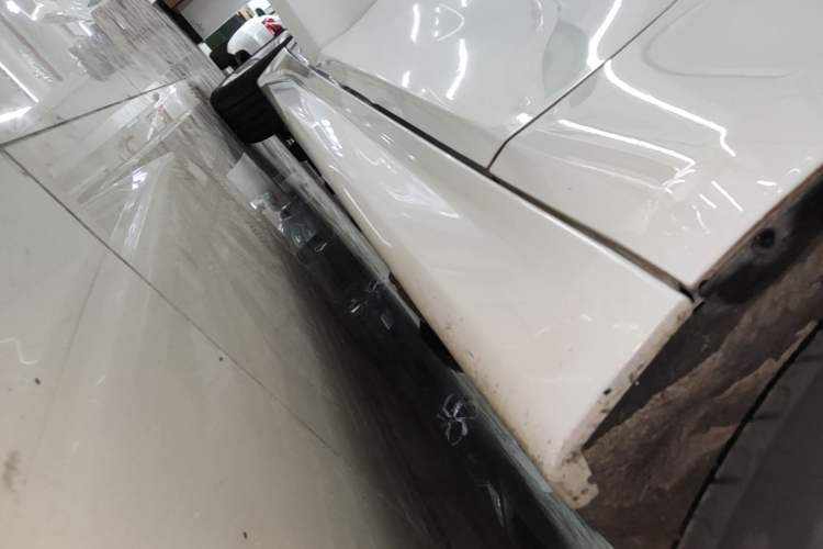 Used BMW 3 Series 2018 320Li Leading Model M Sport Package Right Side Sill