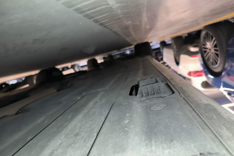 Used BMW 3 Series 2018 320Li Fashion Model Right Side Sill