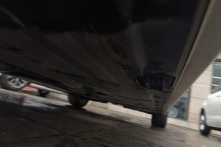 Used BMW 3 Series 2018 320Li Fashion Model Right Side Sill