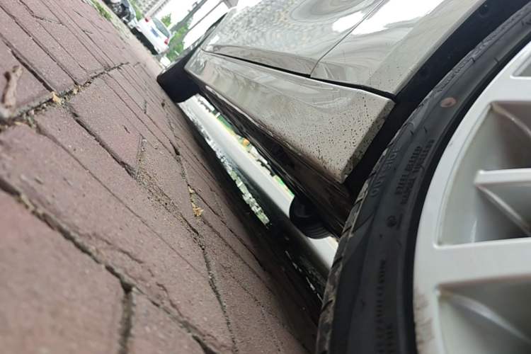 Used BMW 3 Series 2018 320Li xDrive Fashion Model Right Side Sill