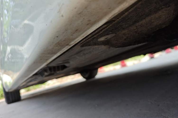 Used BMW 3 Series 2018 320Li Fashion Model Right Side Sill