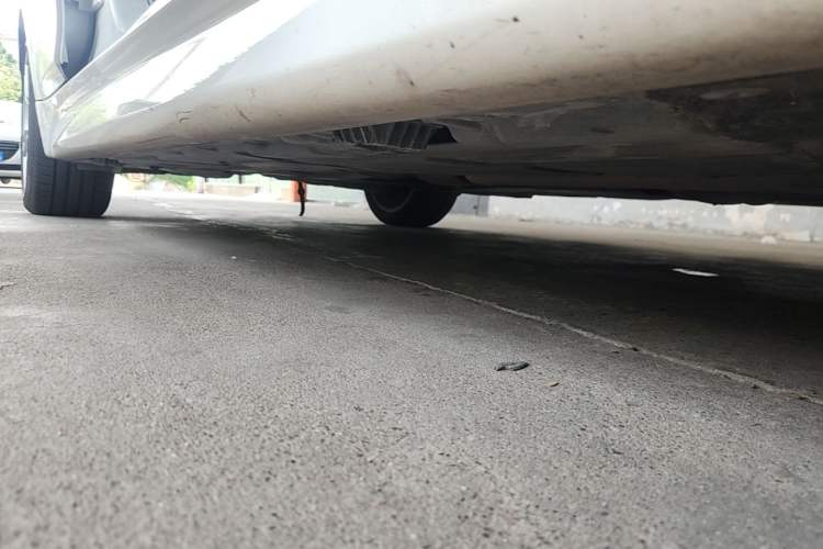 Used BMW 3 Series 2018 320i M Sport Package Right Side Sill