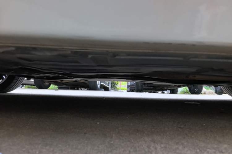 Used BMW 3 Series 2018 320Li Fashion Model Right Side Sill