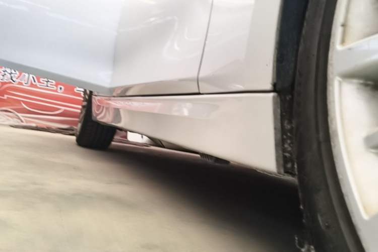 Used BMW 3 Series 2018 320Li Fashion Model Right Side Sill