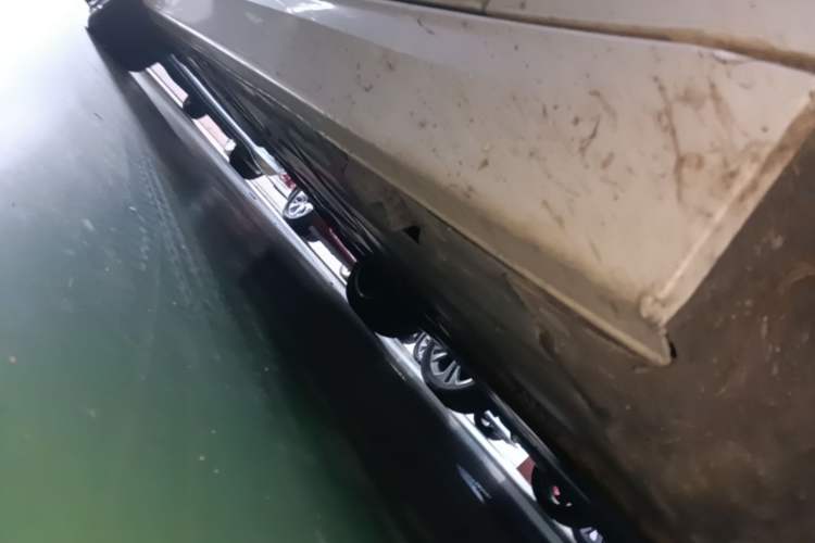 Used BMW 3 Series 2018 320Li Fashion Model Right Side Sill