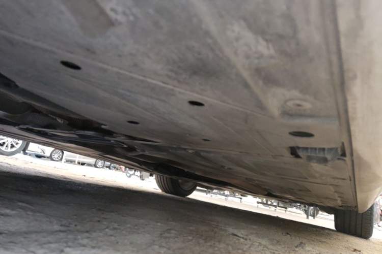 Used BMW 3 Series 2018 320i M Sport Package Right Side Sill