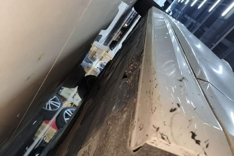 Used BMW 3 Series 2018 320Li Fashion Model Right Side Sill