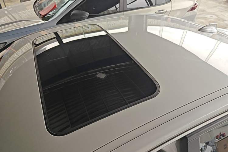 Used BMW 3 Series 2018 320Li Fashion Model Roof