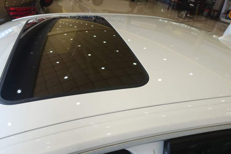 Used BMW 3 Series 2018 320Li Fashion Model Roof