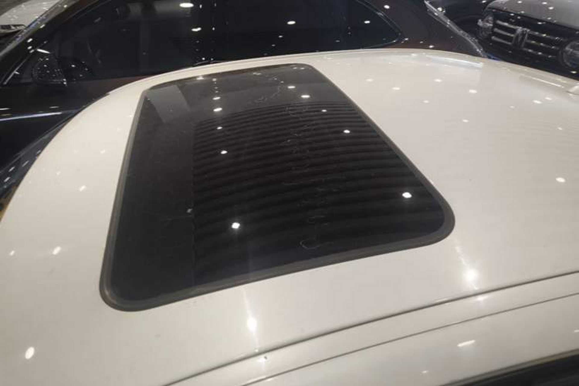 Used BMW 3 Series 2018 318i Roof