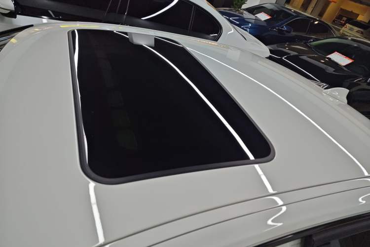 Used BMW 3 Series 2018 320Li Leading Model M Sport Package Roof