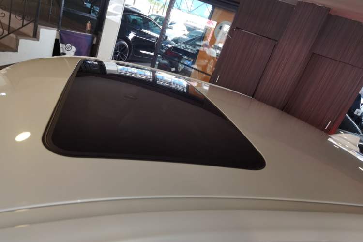 Used BMW 3 Series 2018 320Li Fashion Model Roof