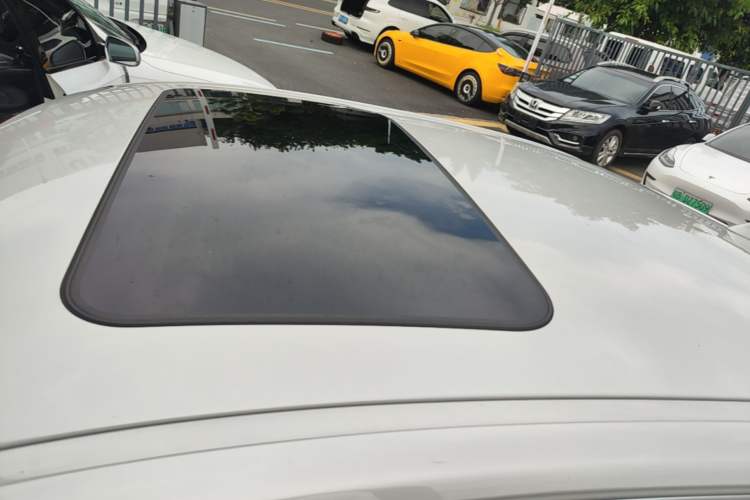Used BMW 3 Series 2018 320Li Fashion Model Roof