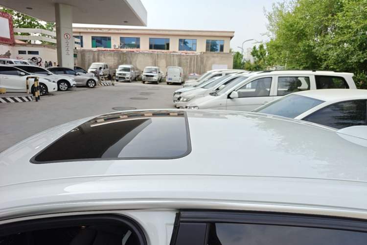 Used BMW 3 Series 2018 320Li Fashion Model Roof