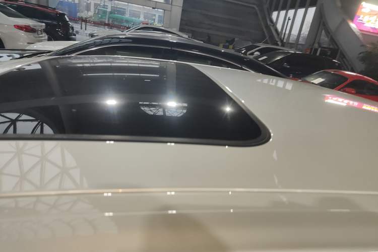 Used BMW 3 Series 2018 320Li Fashion Model Roof
