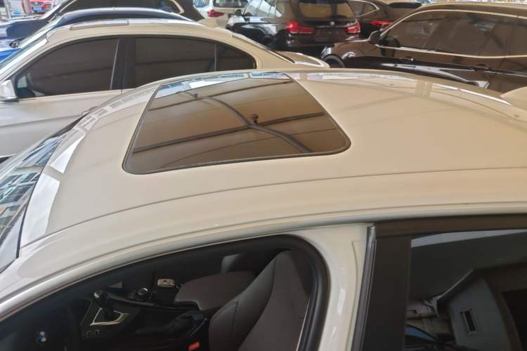Used BMW 3 Series 2018 320Li Fashion Model Roof