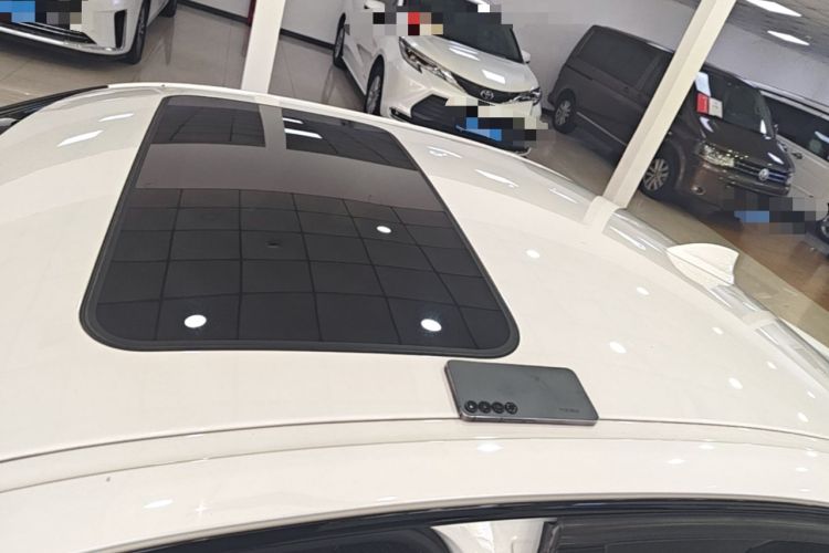 Used BMW 3 Series 2018 320i M Sport Package Roof
