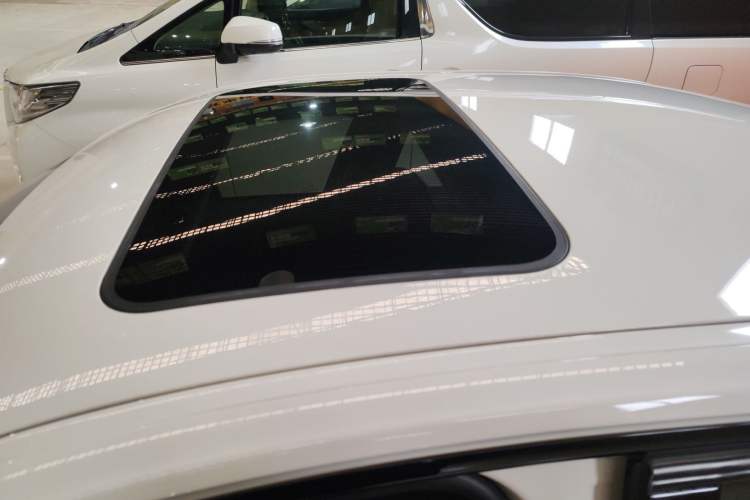 Used BMW 3 Series 2018 320Li Leading Model M Sport Package Roof