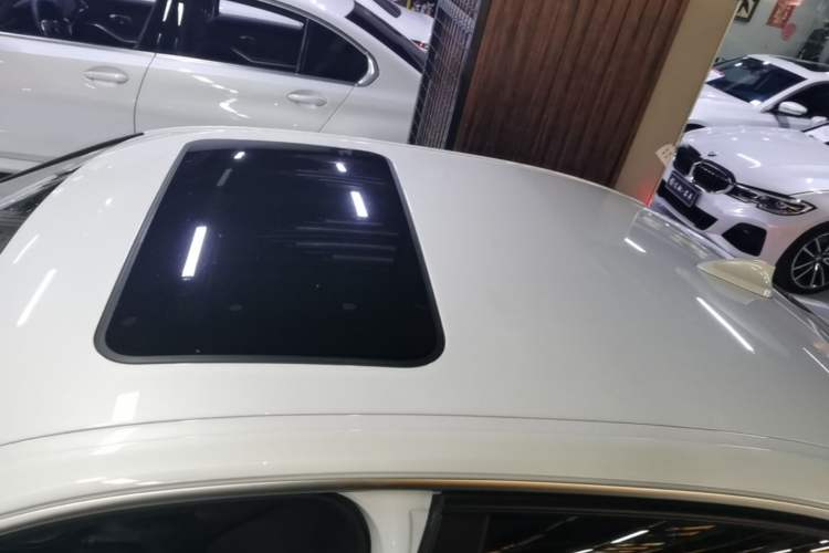 Used BMW 3 Series 2018 320Li Fashion Model Roof