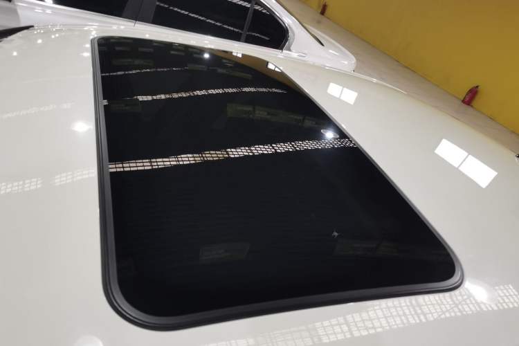 Used BMW 3 Series 2018 320Li Leading Model M Sport Package Roof
