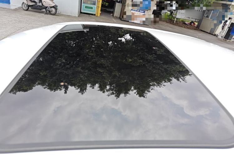 Used BMW 3 Series 2018 320i M Sport Package Roof