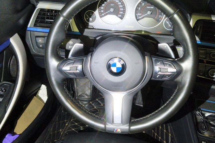 Used BMW 3 Series 2018 320i M Sport Package Steering Wheel