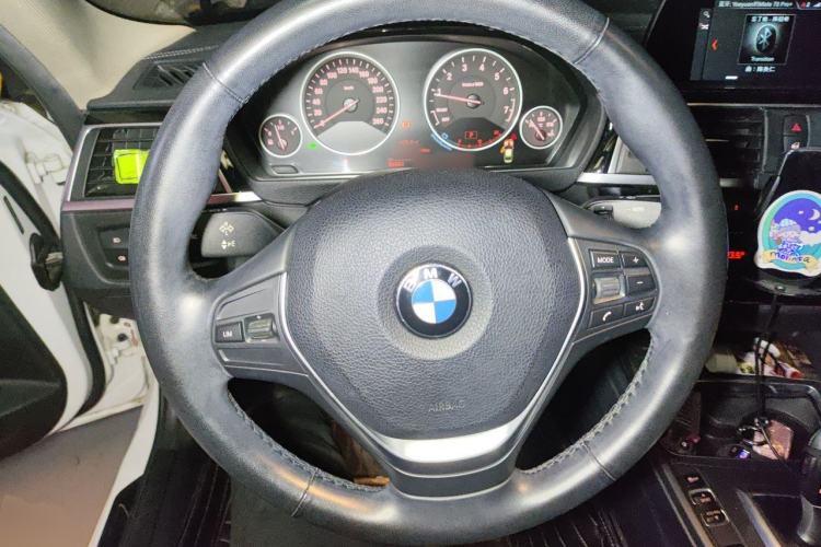 Used BMW 3 Series 2018 320Li Fashion Model Steering Wheel