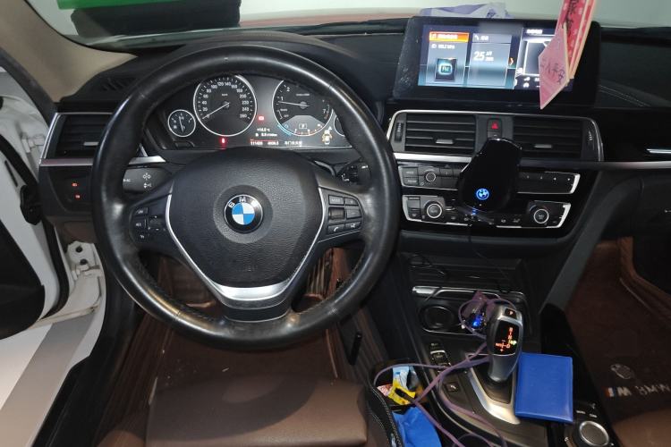 Used BMW 3 Series 2018 320Li Fashion Model Steering Wheel