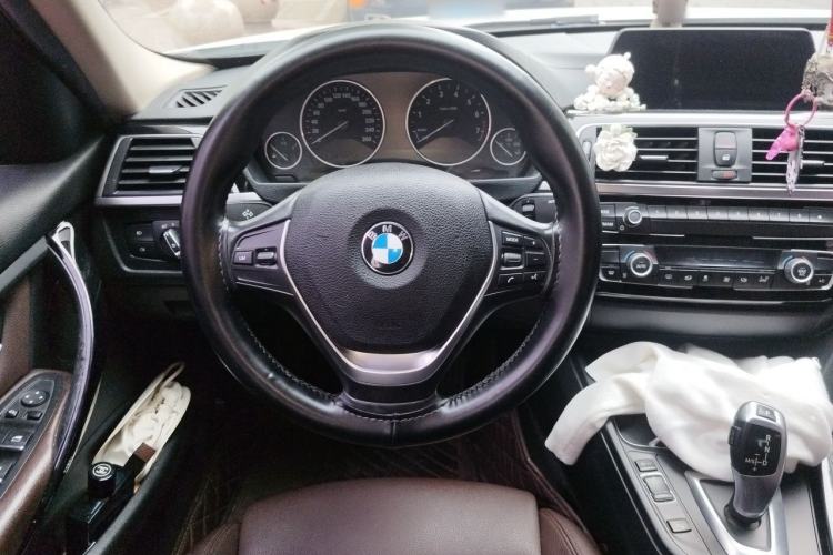 Used BMW 3 Series 2018 320Li Fashion Model Steering Wheel