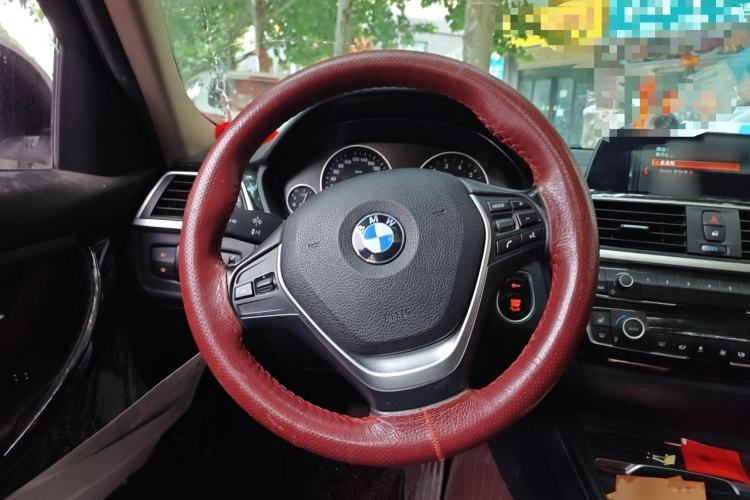Used BMW 3 Series 2018 320Li xDrive Fashion Model Steering Wheel
